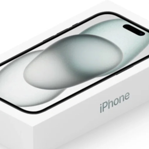 Apple iPhone 15 (Unlocked, 128 GB) - Picture 4 of 10